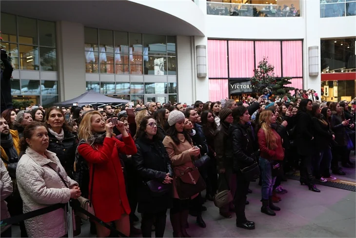 Akasya'dan "Los Vivancos" geçti