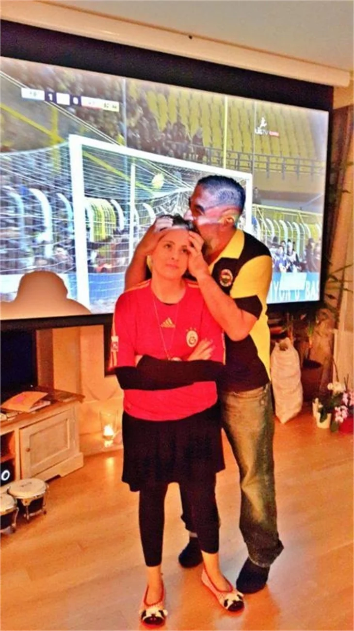 Ünlü isimler Fenerbahçe-Galatasaray derbisini böyle izledi!