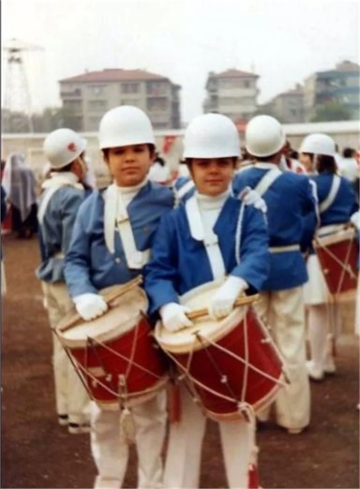Ünlülerin okul yılları!