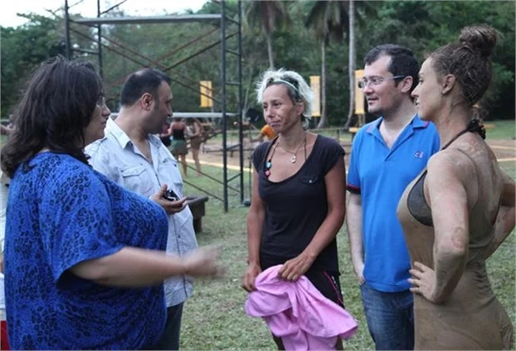 Survivor ada mı değil mi?