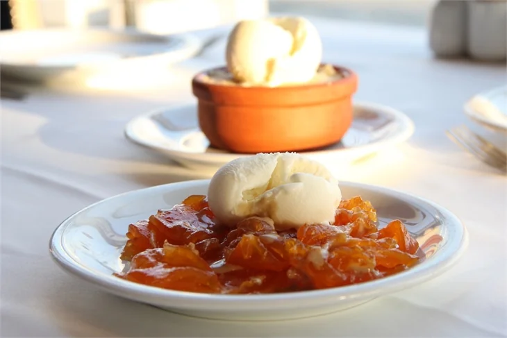 Marina'nın en popüler restoranlarından; "Papalina"