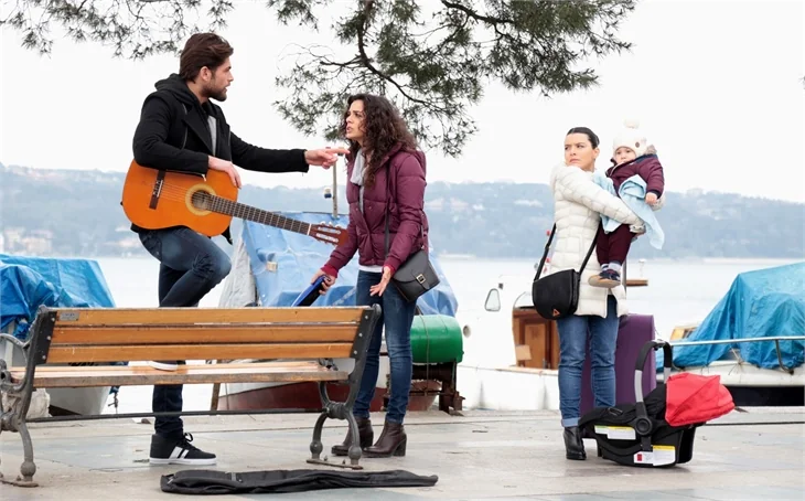 Aşk Yeniden 7. bölüm: Zeynep malikaneden ayrılıyor!