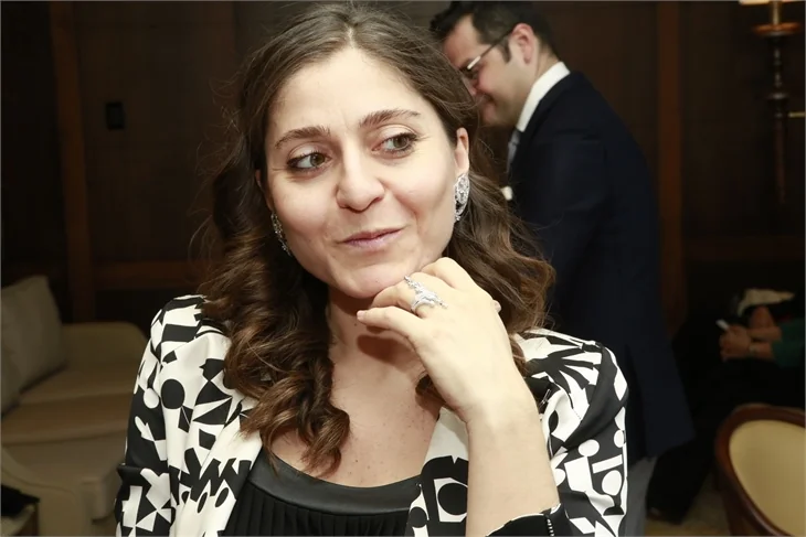 L'Dezen mücevherleri göz kamaştırdı