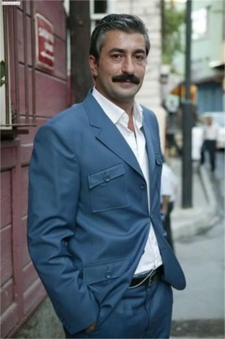 Ünlüler paralarını nasıl değerlendiriyor?
