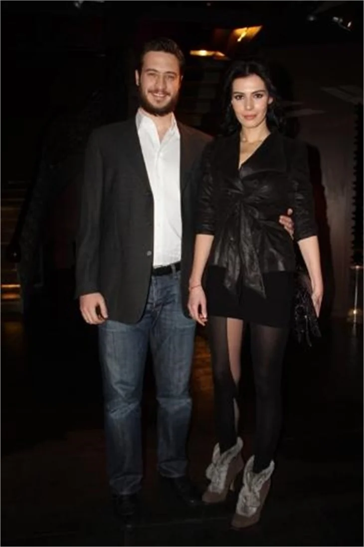 Hatice Şendil ile Burak Sağyaşar'ın düğün tarihi!