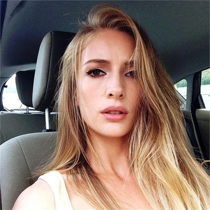 Yasemin Allen'in bilinmeyenleri...