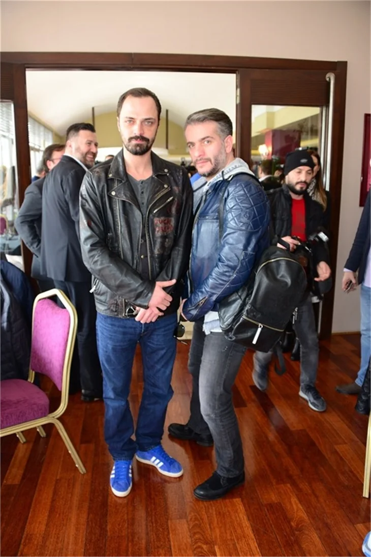 Bizim Hikaye'ye görkemli tanıtım!