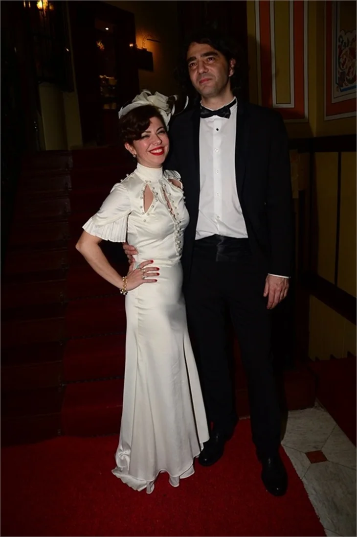 Özge Fışkın ve Hakan Tamar evlendi!