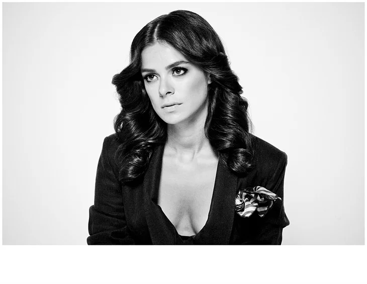 Özge Özpirinççi: Sosyal medya baskısı var