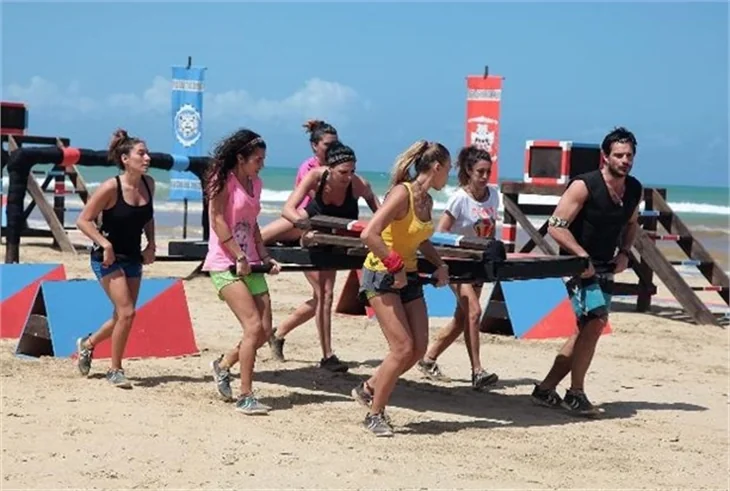 Survivor'a kim veda etti?