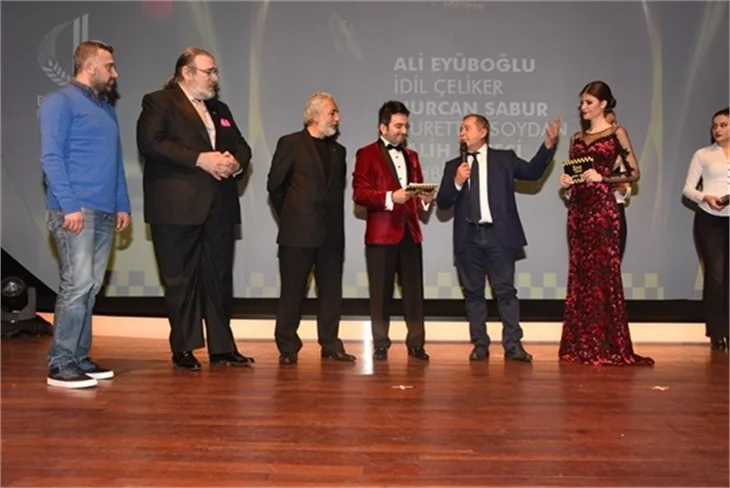 Taksiciler ödüllendirildi!