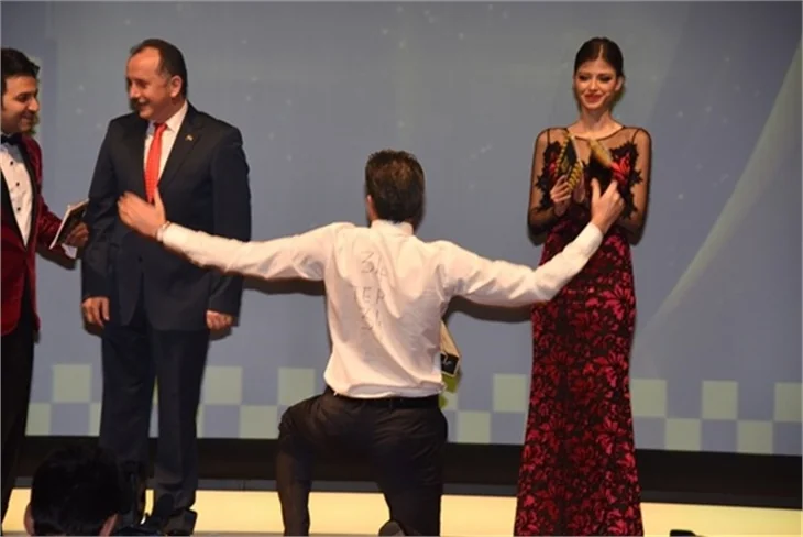 Taksiciler ödüllendirildi!