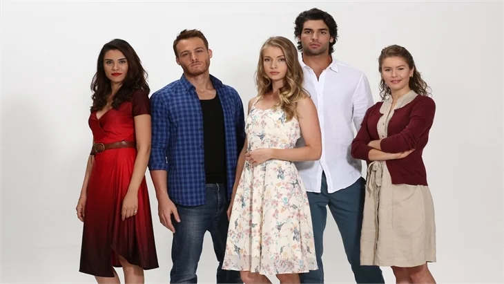 Yasemin Allen, Şeref Meselesi'nden ayrıldı!