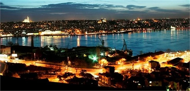 Adalı Meyhane'de aradığınızı bulacaksınız