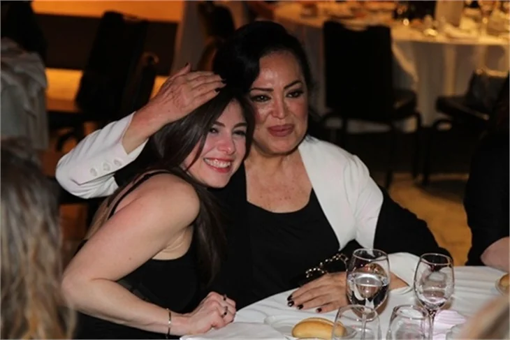 Ünlü kadınlardan Mor Çatı'ya destek!