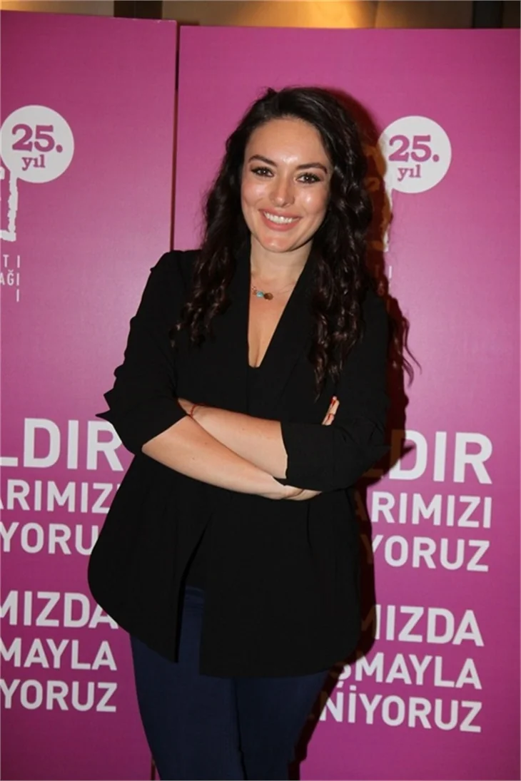 Ünlü kadınlardan Mor Çatı'ya destek!