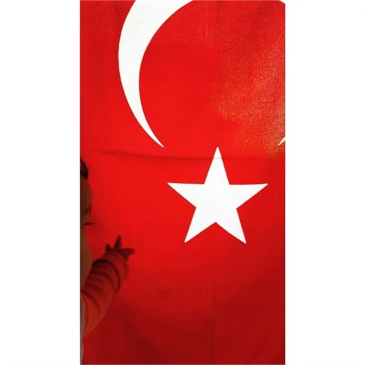 Ünlülerden 23 Nisan mesajları!