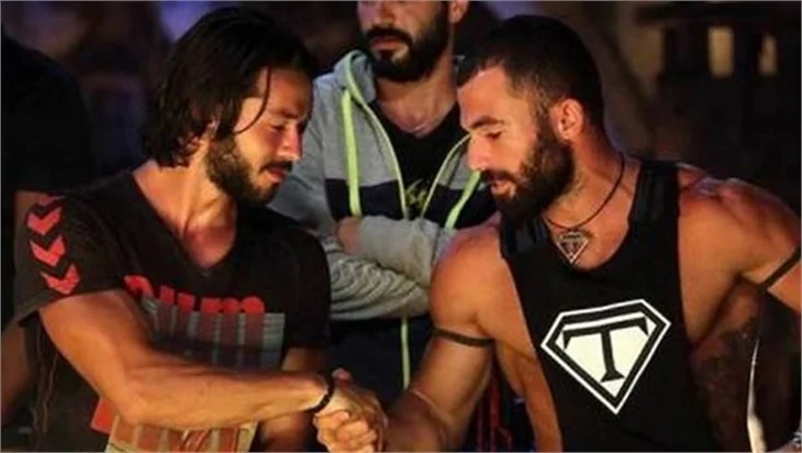 Survivor Özlem: Hilmicem konuşmak için Turabi'den izin alıyor