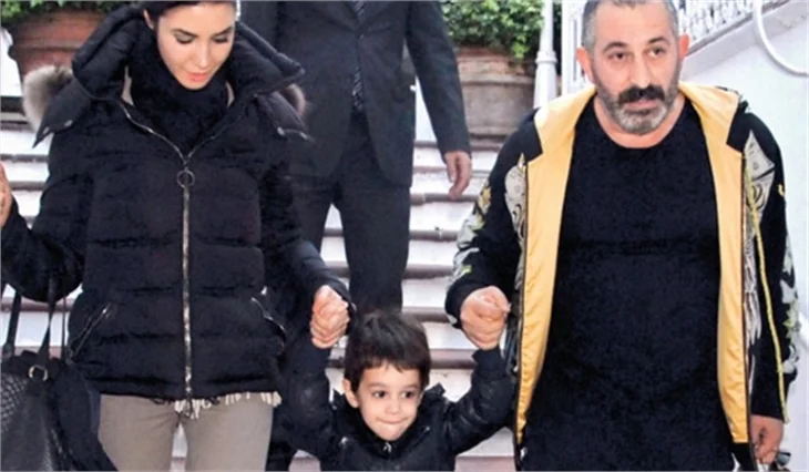 Cem Yılmaz ile Ahu Yağtu'nun Kemal buluşması!