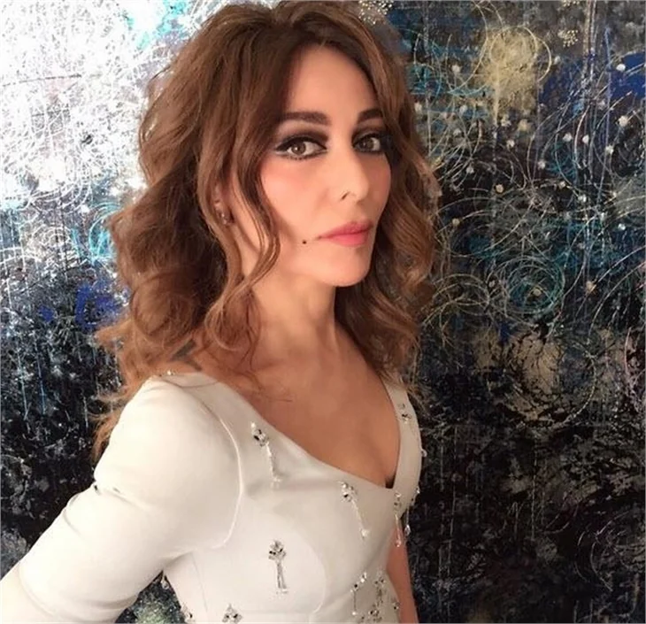 19. Afife Tiyatro Ödülleri Töreni'nde şıklık yarışı!