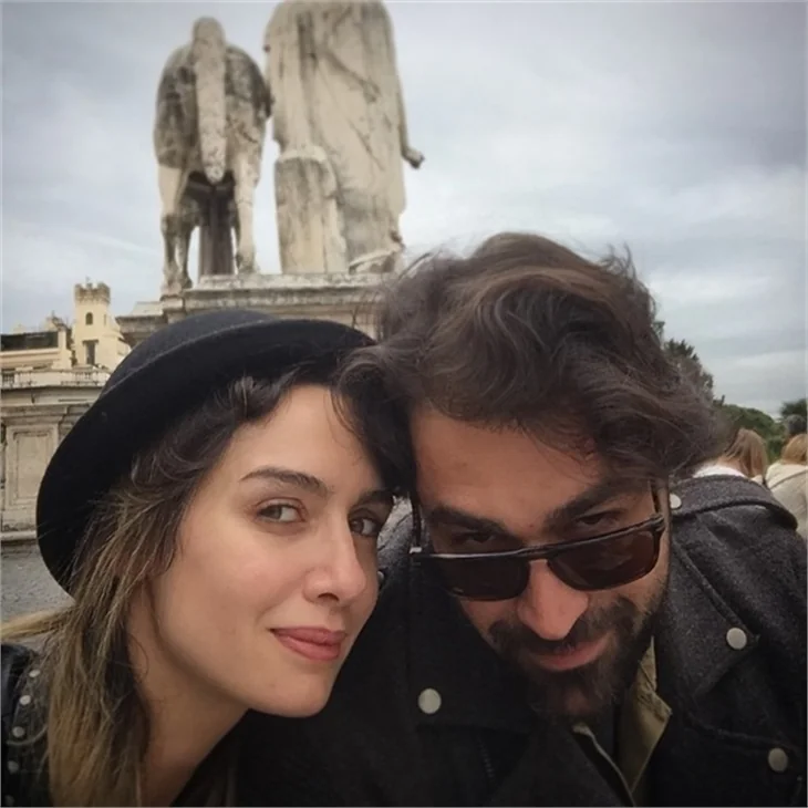 Birce Akalay ile Sarp Levendoğlu'nun İtalya gezisi!