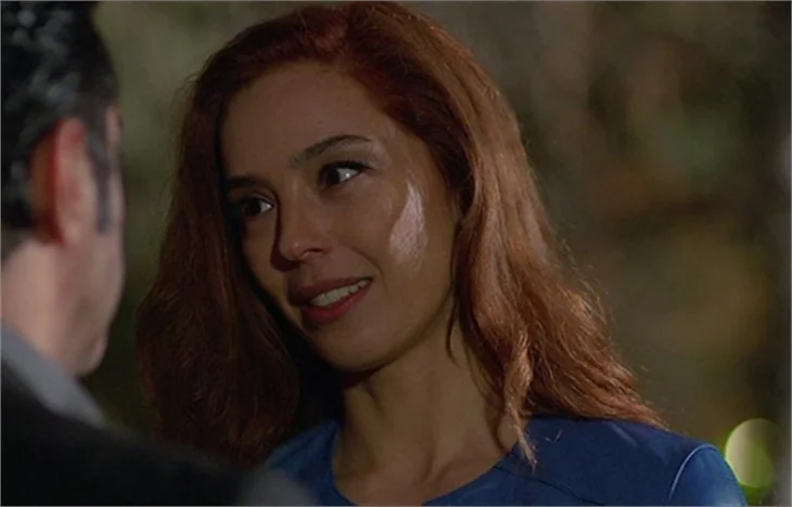 Azra Akın: Harika bir ekiple çalışıyorum!