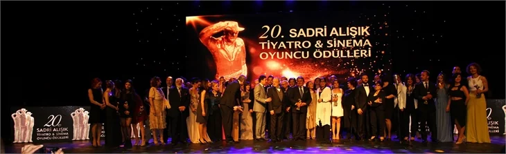 20. Sadri Alışık Ödül Töreni'nde neler yaşandı?