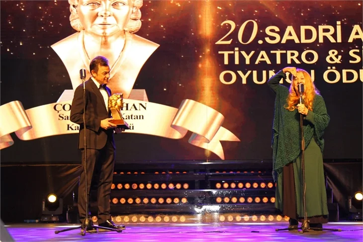 20. Sadri Alışık Ödül Töreni'nde neler yaşandı?