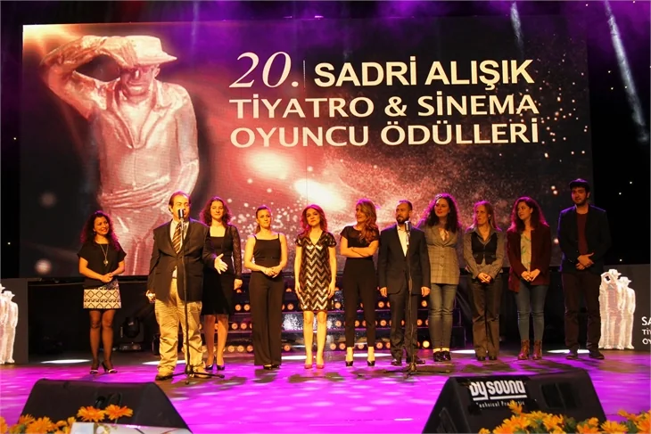 20. Sadri Alışık Ödül Töreni'nde neler yaşandı?