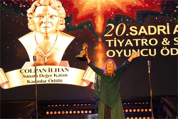 20. Sadri Alışık Ödül Töreni'nde neler yaşandı?