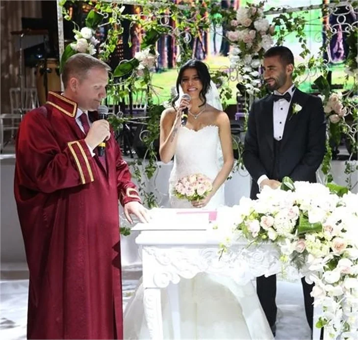 Yıldız futbolcular Selçuk Şahin için buluştu!