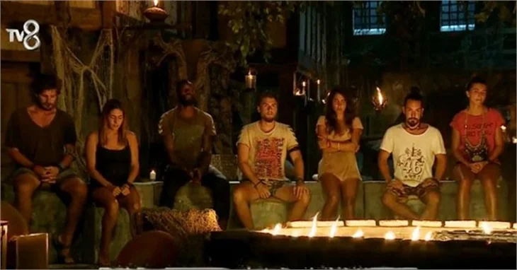 Survivor'a kim veda etti?