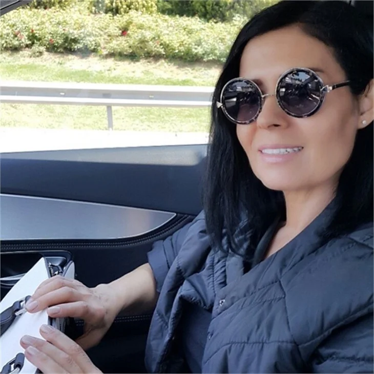 Ünlü isimlerin Anneler Günü mesajları