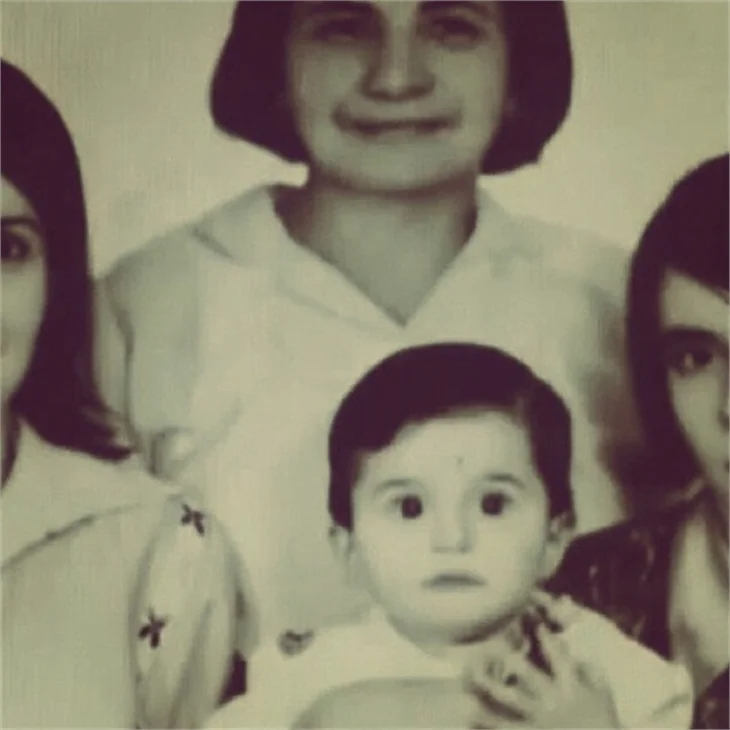 Ünlü isimlerin Anneler Günü mesajları