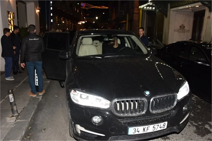 Derin Mermerci'ye bebek hediyesi!
