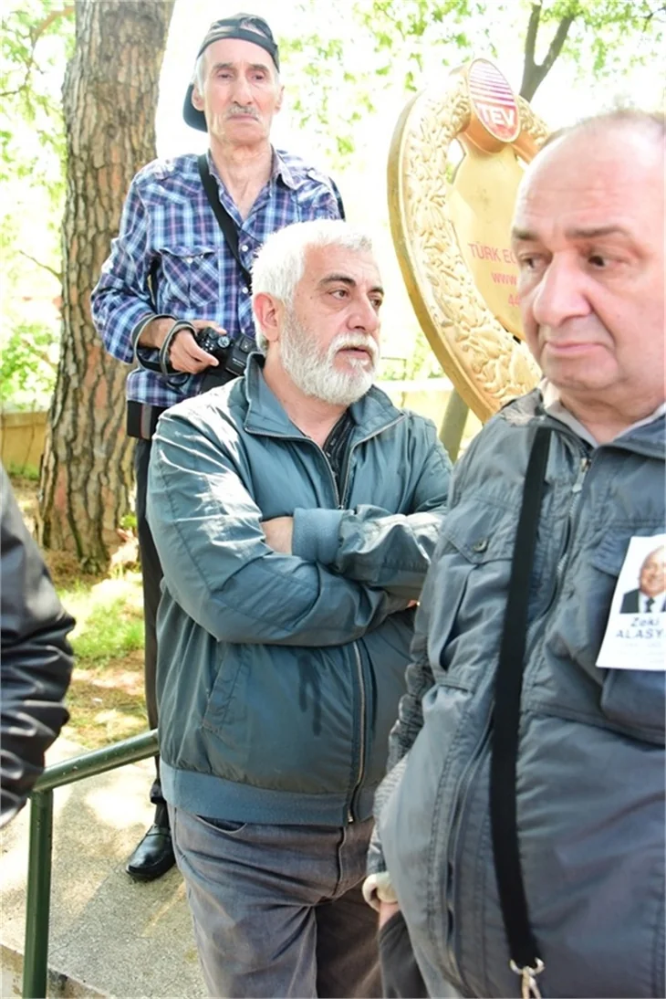 Zeki Alasya gözyaşları içinde uğurlandı!