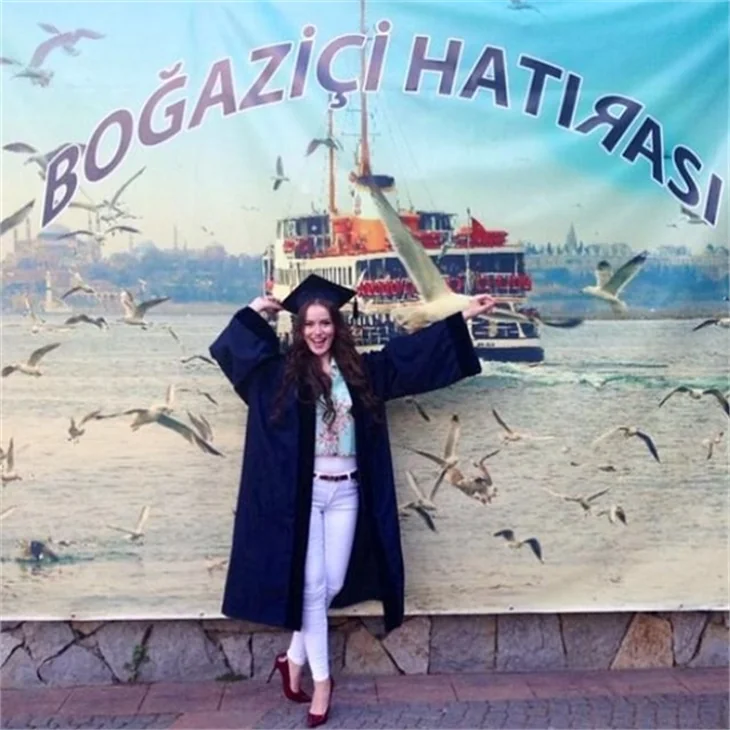 Hangi ünlü nereden mezun?
