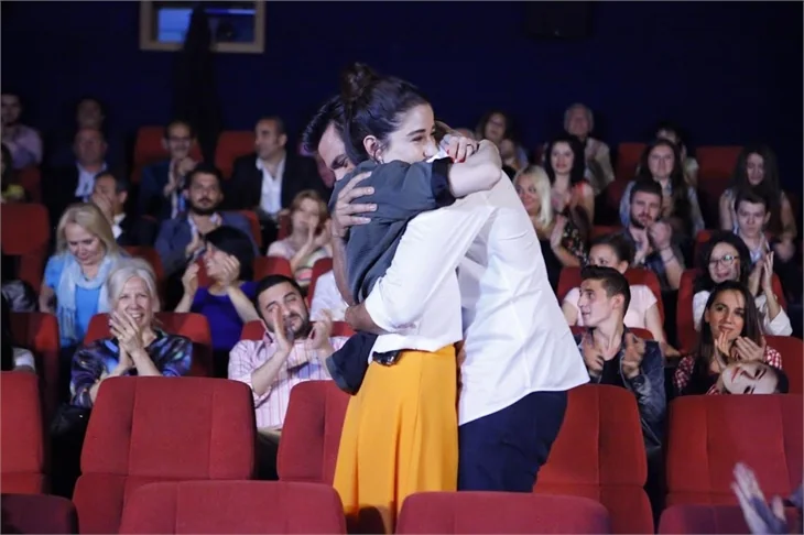 Kiraz Mevsimi 45. bölüm: Ayaz'dan romantik sürpriz!