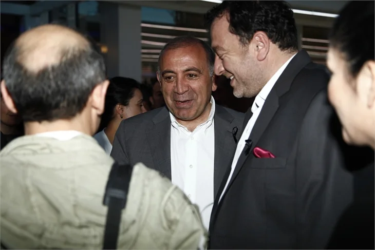 'Kırmızı'nın galasında neler oldu?
