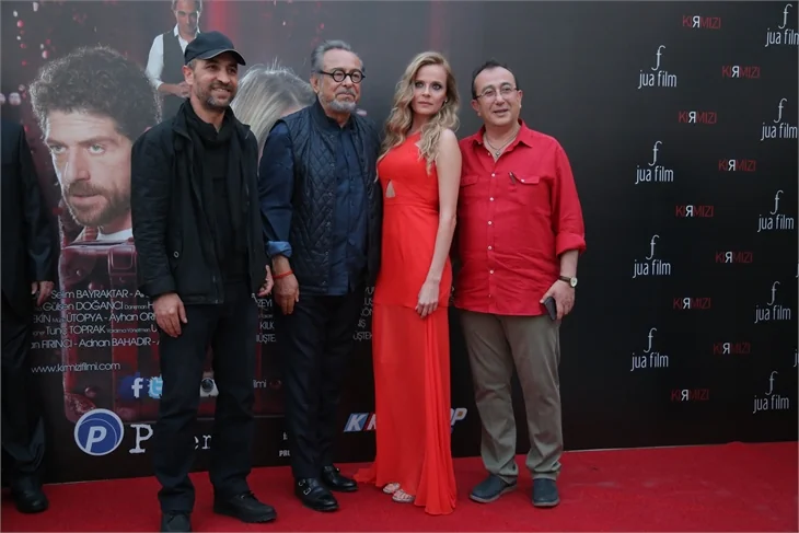 'Kırmızı'nın galasında neler oldu?