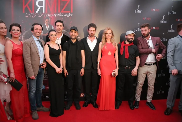 'Kırmızı'nın galasında neler oldu?