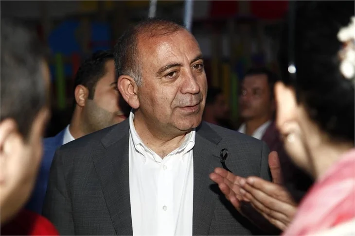 'Kırmızı'nın galasında neler oldu?