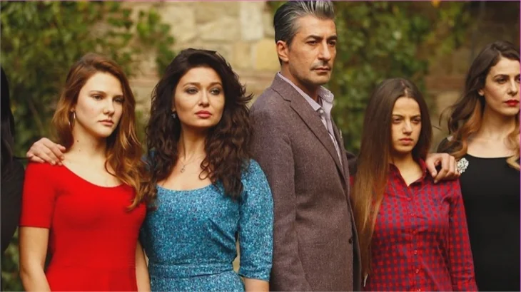 'Paramparça'dan büyük başarı!