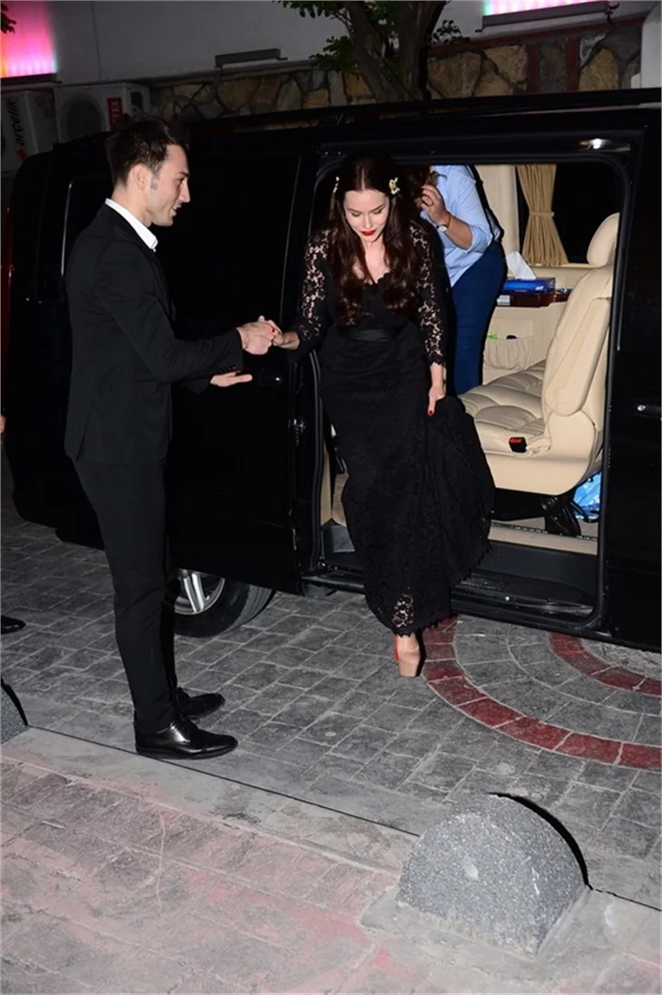 Ünlü güzellerin Cannes provası!