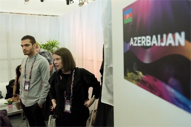 Elnur, Eurovision için start verdi!