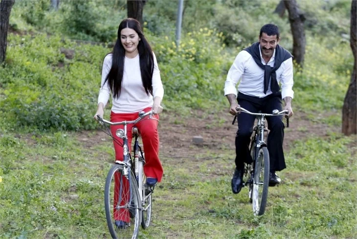 Karadayı 111. Bölüm: Mahir ve Feride balayında!