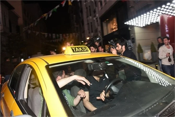 Şeref Meselesi'nden veda yemeği!