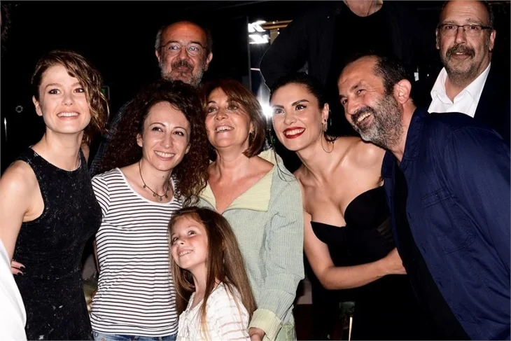 Şeref Meselesi'nden veda yemeği!
