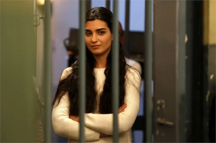 Kara Para Aşk 47. bölüm: Ömer sağ çıkabilecek mi?