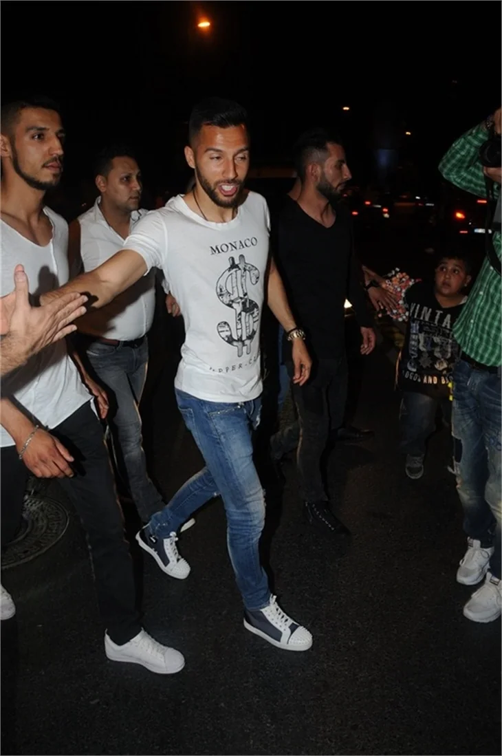 Galatasaray'lı futbolcuların şampiyonluk kutlaması